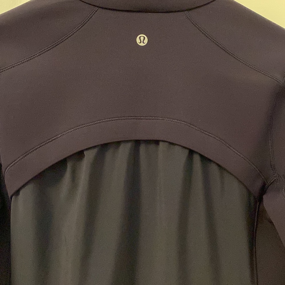 Lululemon lightweight jacket - Picture 4 of 6